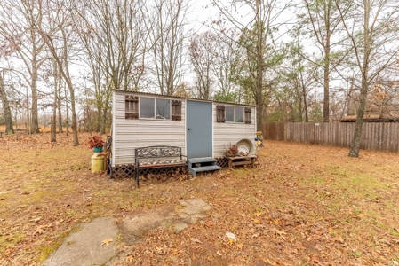 Home in a Subdivision in West Plains Missouri - image 9