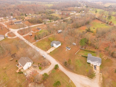 Home in a Subdivision in West Plains Missouri - image 42