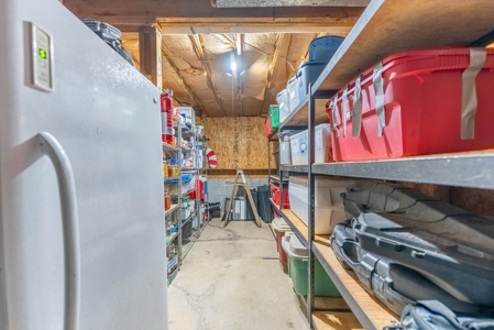 Home in a Subdivision in West Plains Missouri - image 36