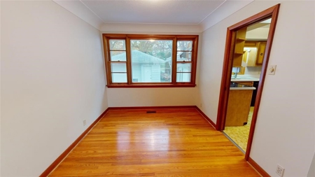 Home for Sale in North End Sarnia, Ontario - image 5