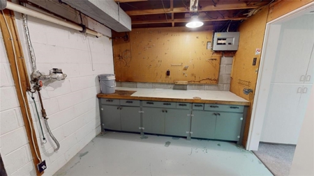 Home for Sale in North End Sarnia, Ontario - image 22