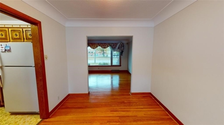 Home for Sale in North End Sarnia, Ontario - image 4