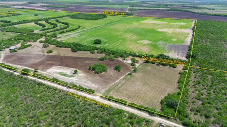 South Texas Ranch For Sale in Bee County Near Corpus Christi - image 9