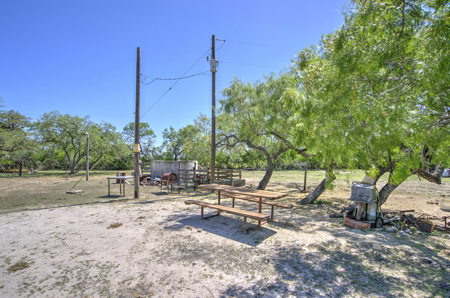 South Texas Ranch For Sale in Bee County Near Corpus Christi - image 41