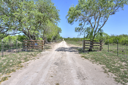 South Texas Ranch For Sale in Bee County Near Corpus Christi - image 31