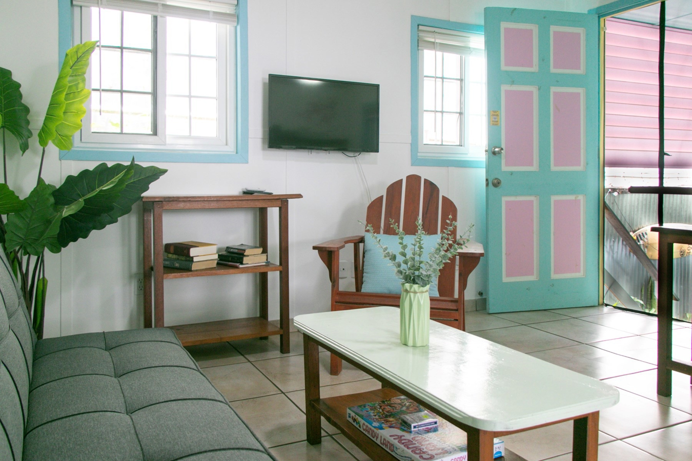 Income-Ready Titled 5-Unit Rental — Bocas Town, Isla Colón - 2