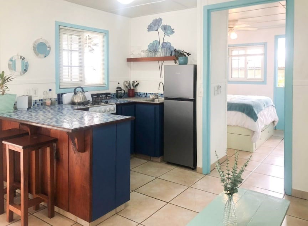 Income-Ready Titled 5-Unit Rental — Bocas Town, Isla Colón - 5
