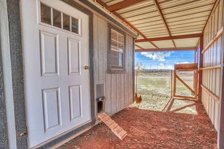 Home For Sale With Acreage MOL For Sale Roger Mills County - image 29