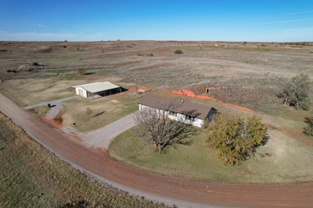 Home For Sale With Acreage MOL For Sale Roger Mills County - image 38