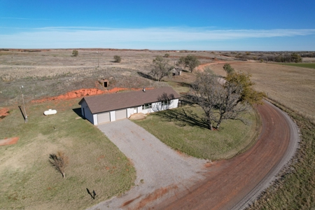 Home For Sale With Acreage MOL For Sale Roger Mills County - image 39