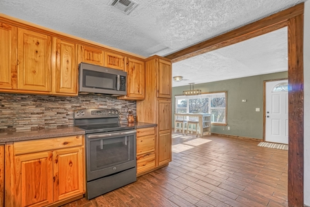 Home For Sale With Acreage MOL For Sale Roger Mills County - image 16