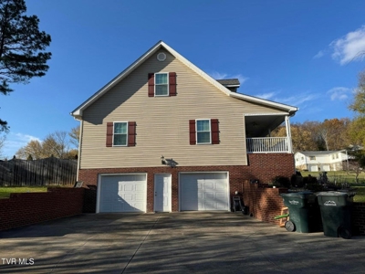 4 Bedroom 3 Bath in Greeneville, Tennessee - image 8