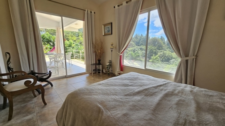 Beautiful 3 bedroom house in Altos Del Maria - image 27