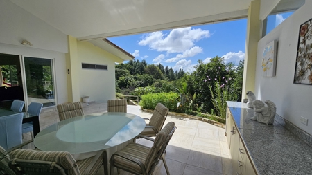 Beautiful 3 bedroom house in Altos Del Maria - image 14
