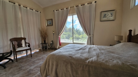 Beautiful 3 bedroom house in Altos Del Maria - image 24