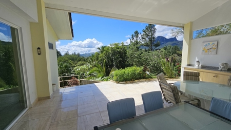 Beautiful 3 bedroom house in Altos Del Maria - image 19