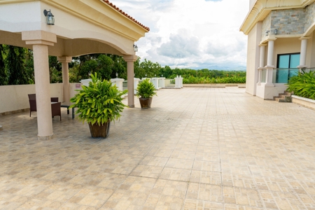 Ocean view Condo in Vistamar Golf, Beach & Marina, Panama - image 28