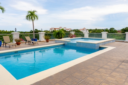 Ocean view Condo in Vistamar Golf, Beach & Marina, Panama - image 26