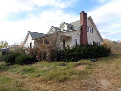 Farm for sale in Surgoinsville, Tennessee - image 1