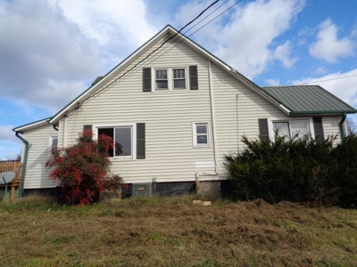 Farm for sale in Surgoinsville, Tennessee - image 22