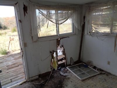 Farm for sale in Surgoinsville, Tennessee - image 12