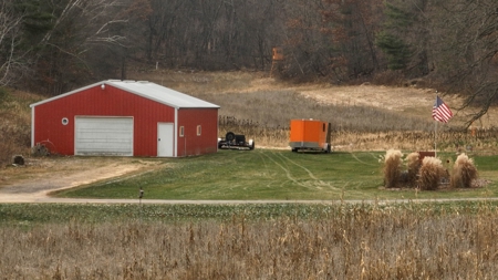Charming Country Home with Trophy Whitetail Hunting in Junea - image 23