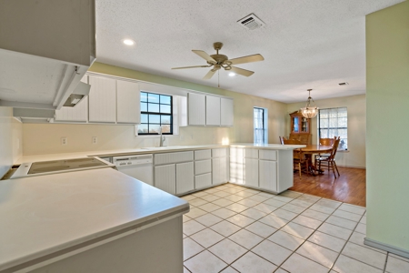 Charming Country Home on 110 Acres in Roxton TX, Lamar Co TX - image 3