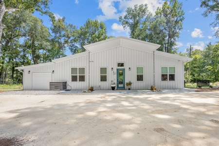 Brand New 3 Bed, 2 Bath Barndo On The Santa Fe River! - image 37