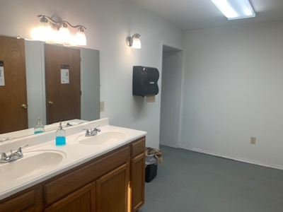 Prime Commercial Property In Gassville, Arkansas - image 13