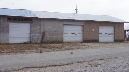 Commercial Building And Land In Arkansas - image 8