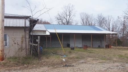 Commercial Building And Land In Arkansas - image 4