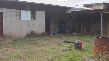 Commercial Building And Land In Arkansas - image 6