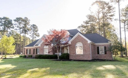 Beautiful Home in desirable gated Albemarle Plantation - image 1