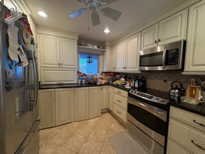 Townhome for Sale in Pamlico Plantation - Washington, NC - image 2