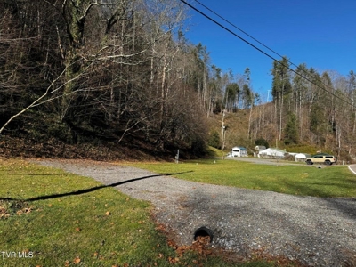 40 Unrestricted Acres For Sale in Unicoi County - image 11