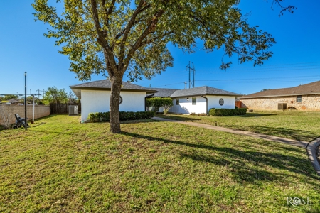 Large Home in San Angelo Texas - image 4