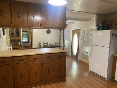 Country Home For Sale In Tn With Equipment Shed & Storage - image 10