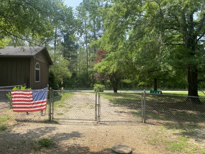 Country Home For Sale In Tn With Equipment Shed & Storage - image 34