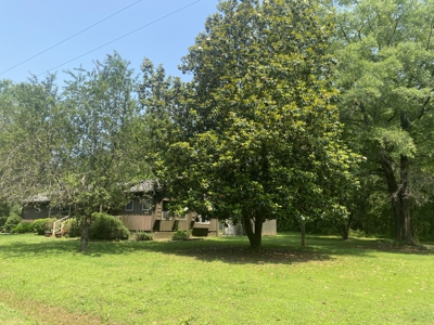 Country Home For Sale In Tn With Equipment Shed & Storage - image 47