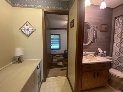 Country Home For Sale In Tn With Equipment Shed & Storage - image 29