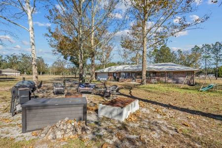 Country Home on 5 Acres in Trenton, FL - image 36