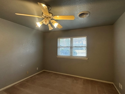 4 bed, 2.5 bath home for sale McAlester, OK - image 10