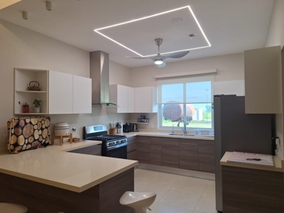 Fire Sale! Stunning 3-Bedroom Duplex in Casamar, San Carlos - image 21