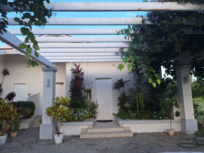 Fire Sale! Stunning 3-Bedroom Duplex in Casamar, San Carlos - image 6