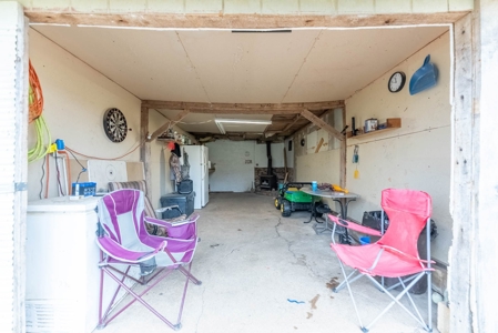 Farmhouse and Hobby Farm in Howell County Missouri - image 27