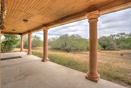 Ranch Style Home on 11.59 Acres in Nueces County, TX - image 3