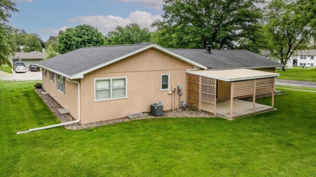 Home For Sale In Harlan, Iowa - image 5