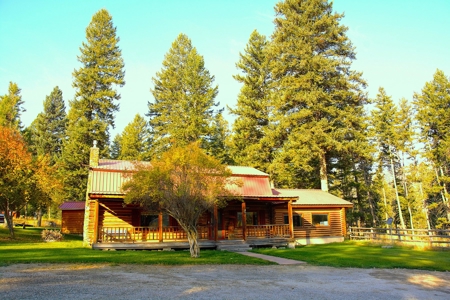 Country Home on Acreage Near Lolo, MT! - image 2