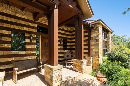 Hill country retreat! - image 6