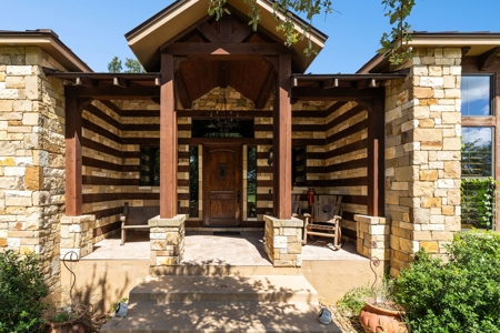 Hill country retreat! - image 5